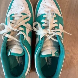 Nike dunks' Teal and White Sneakers
